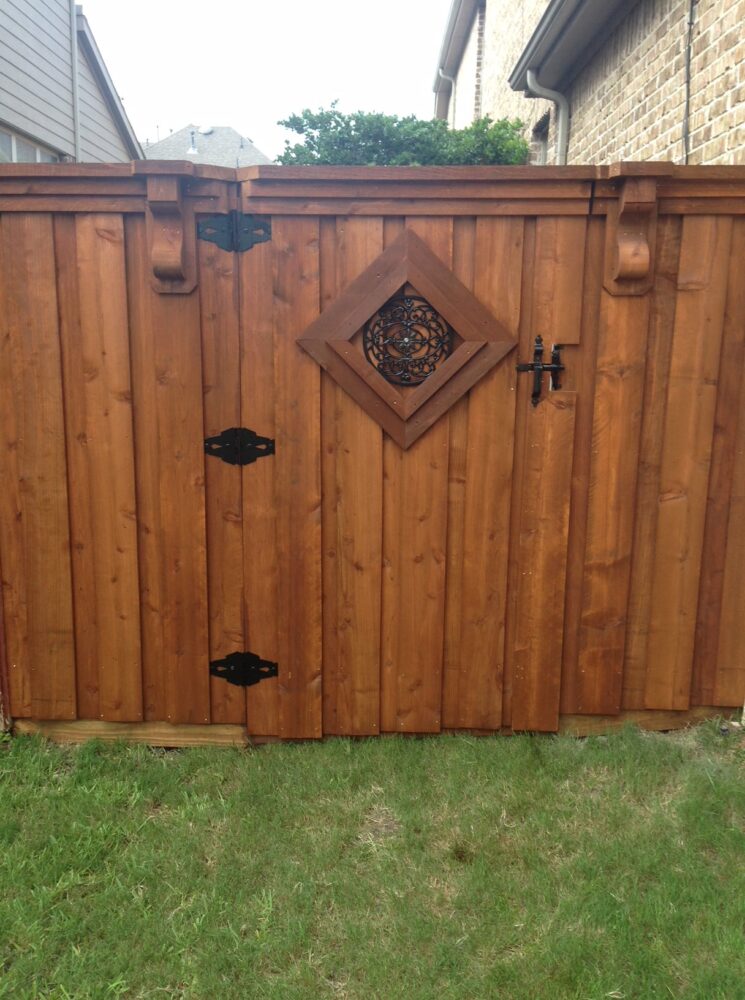 Beyond the Picket: A Complete Guide to Unique Wood Fence Designs